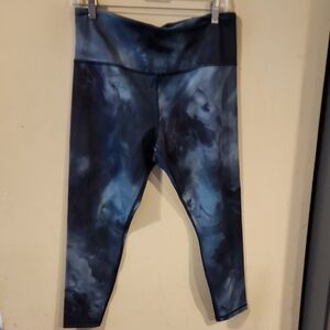 Athleta  Leggings in Tie-Dye Blue